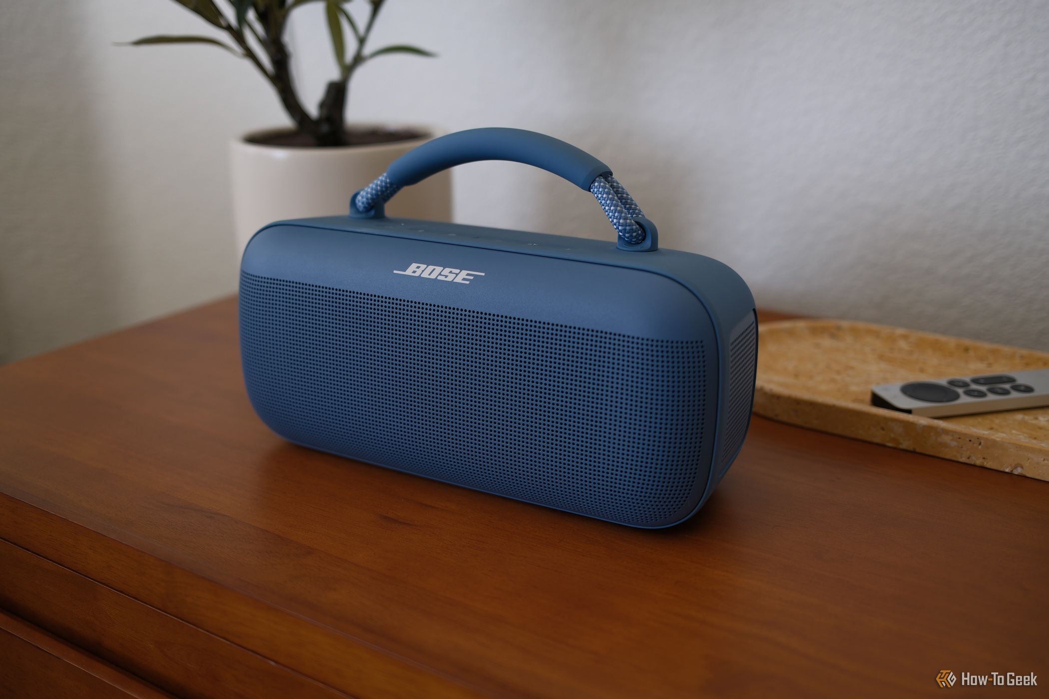 front view of the Bose SoundLink Max