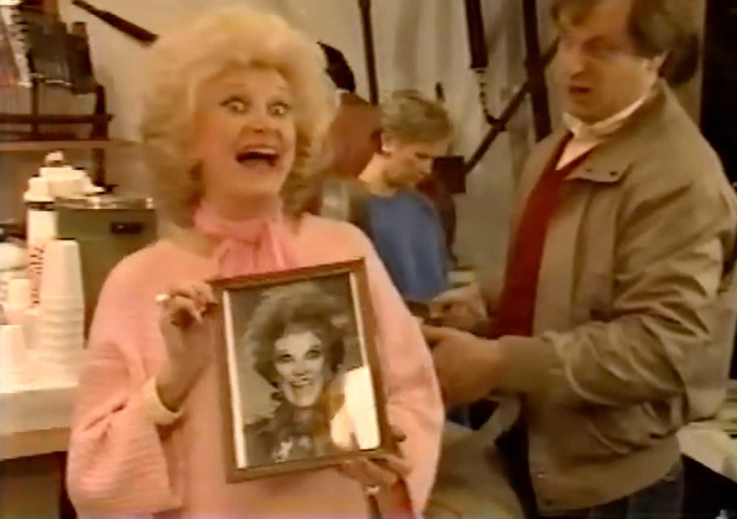 phyllis diller garage sale