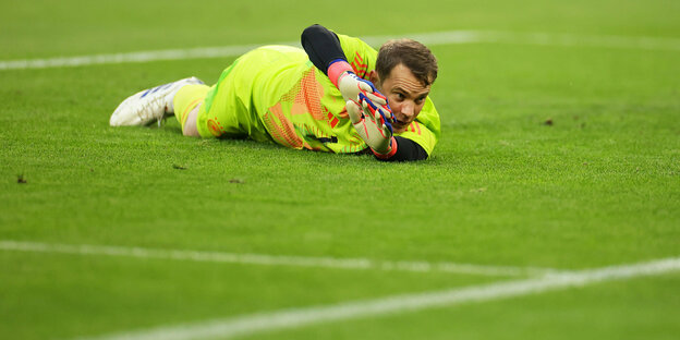 Im Visier der Kritiker: Keeper Manuel Neuer, Nummer 1 im Nationalteam.