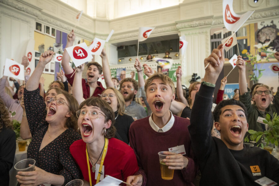 Jubel bei der „Socialistisk Folkeparti“ nach dem Wahlsieg zum Europäischen Parlament Foto: picture alliance / Ritzau Scanpix | Bo Amstrup