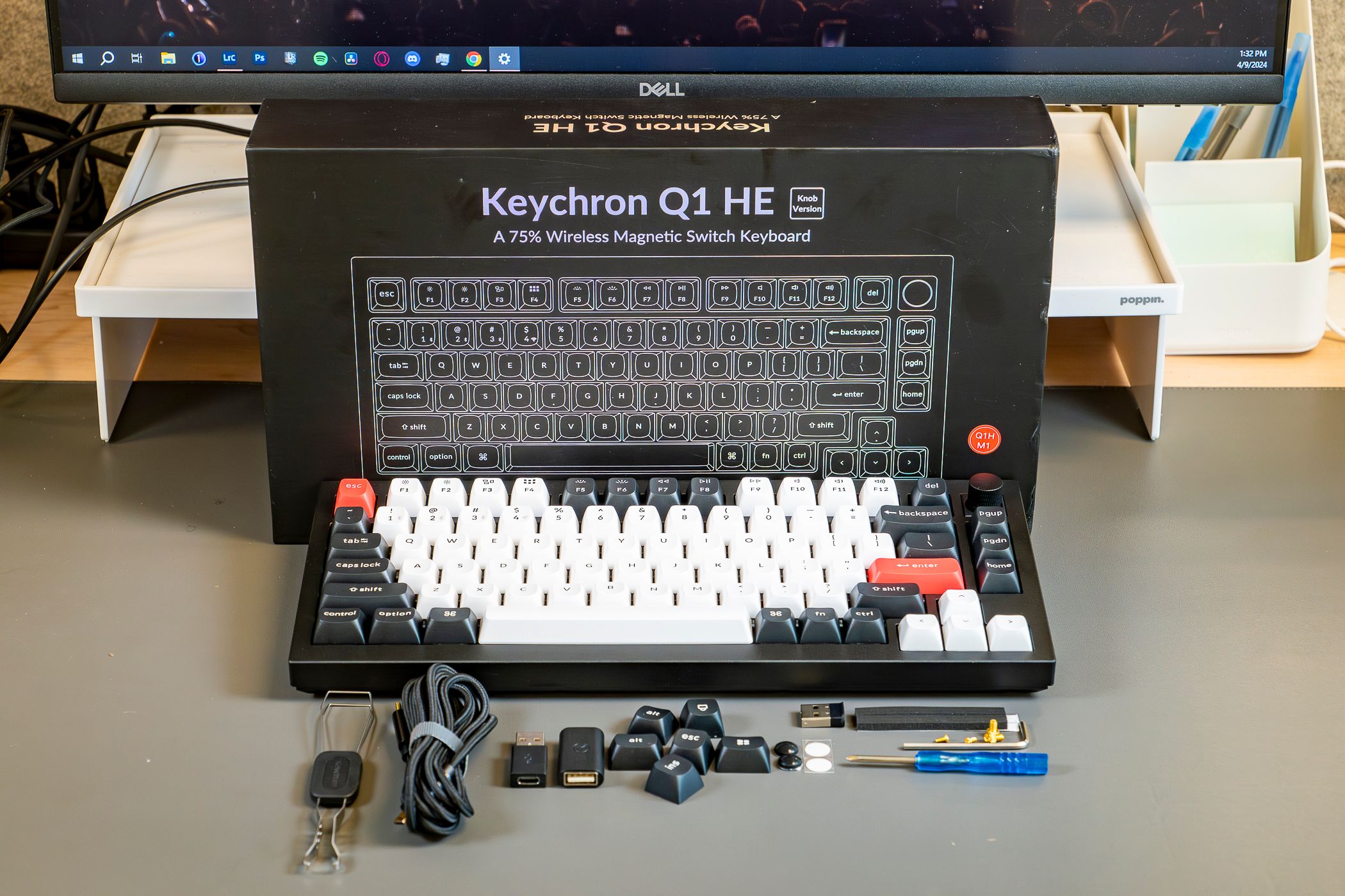 53662860768_5b90521472_oThe Keychron Q1 HE -Wireless QMK Custom Magnetic Switch Keyboard with included accessories and box