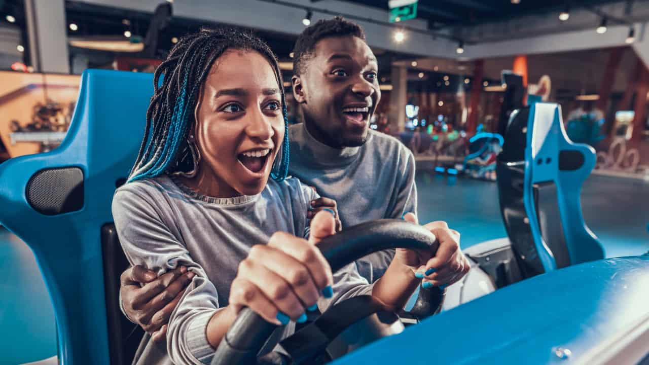 couple at arcade