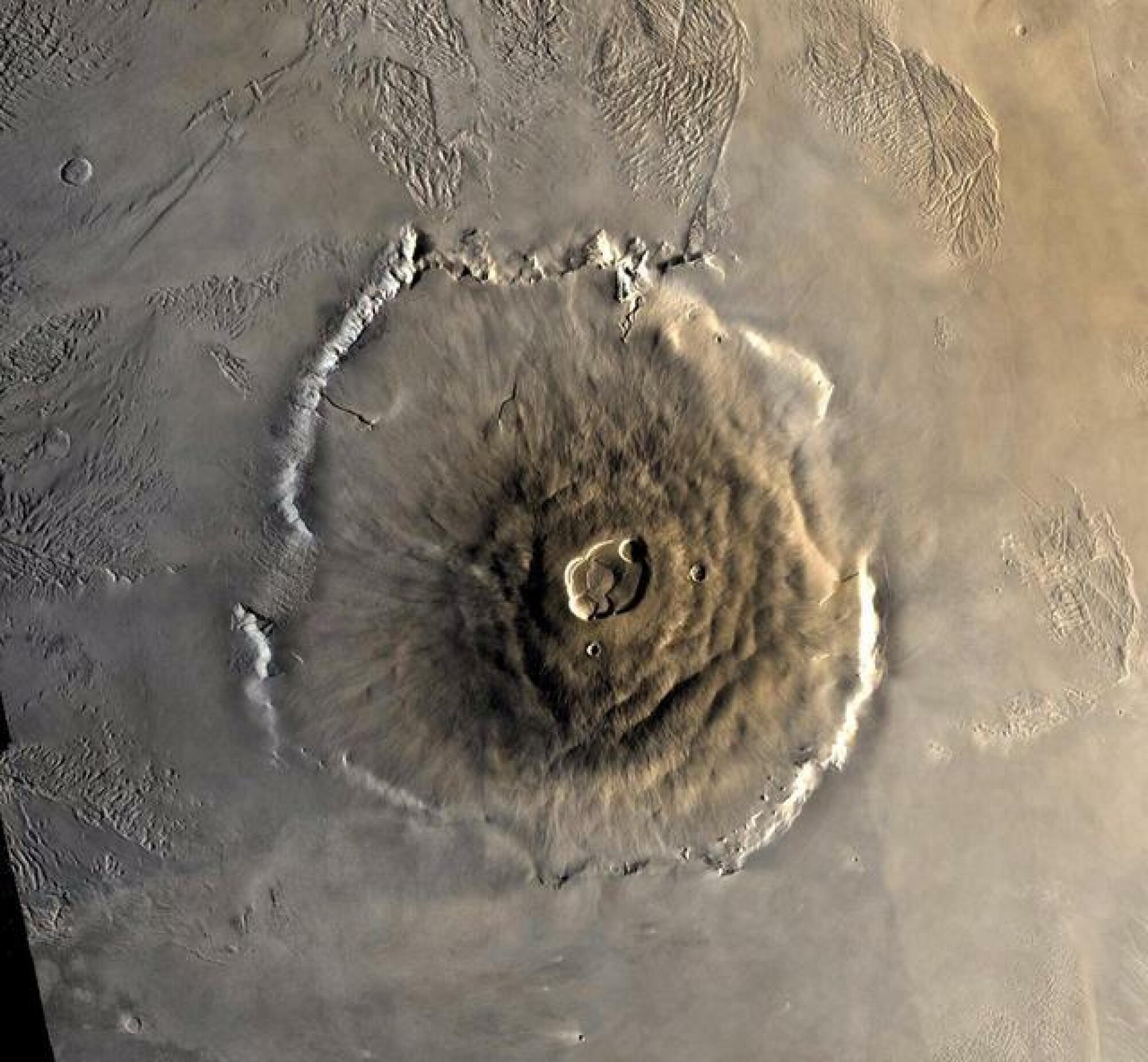 NASA observing a Martian volcano from orbit